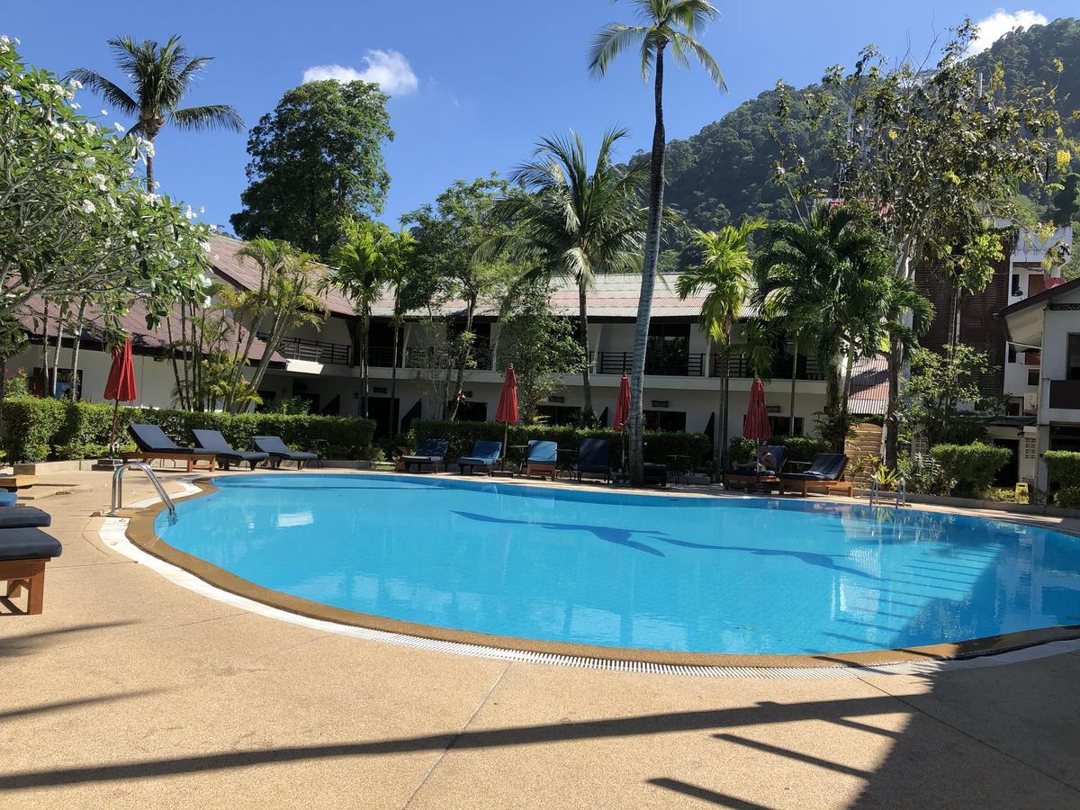 Bamboo Beach Hotel & Spa Patong Exterior foto