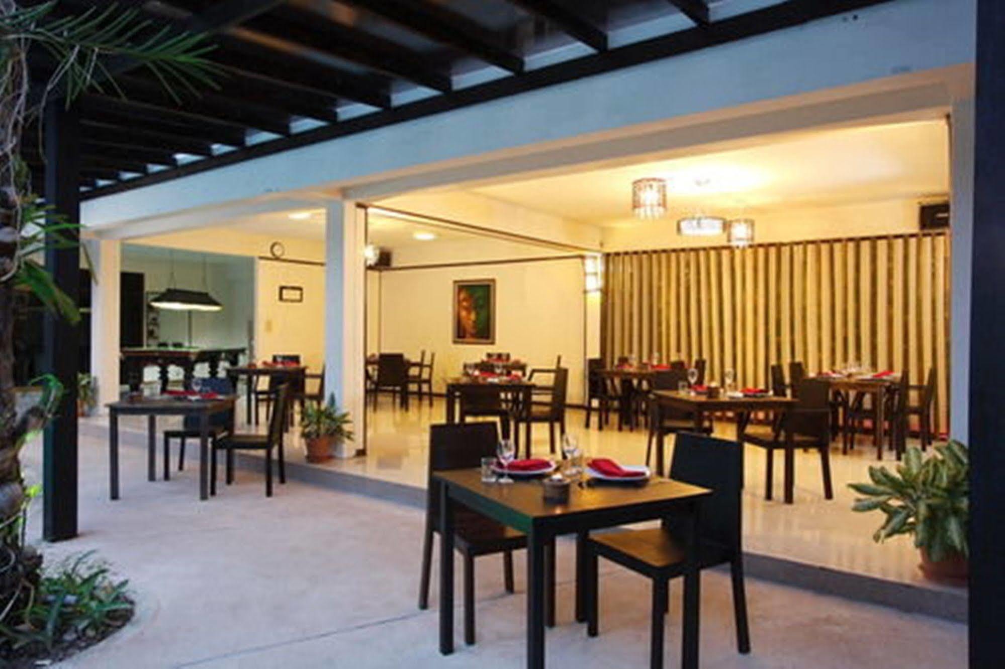 Bamboo Beach Hotel & Spa Patong Exterior foto